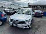 Used 2013 Volkswagen Tiguan SE image 2
