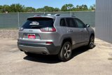 Used 2020 Jeep Cherokee Limited image 3