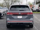 New 2025 Volkswagen Atlas Peak Edition SE image 4