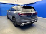 New 2025 Volkswagen Atlas Peak Edition SE image 5