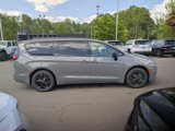 New 2025 Chrysler Pacifica Premium image 4