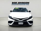 Used 2022 Toyota Camry SE image 2