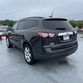 Used 2017 Chevrolet Traverse LT w/ Style and Technology Package image 3
