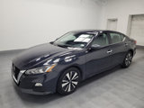 Used 2022 Nissan Altima 2.5 SV image 2