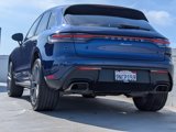 Certified 2024 Porsche Macan image 3