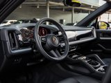 Used 2025 Porsche Cayenne image 4