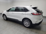 Used 2023 Ford Edge SEL image 3