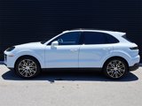 Used 2025 Porsche Cayenne image 2