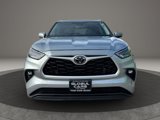 Used 2022 Toyota Highlander XLE image 3