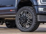 Used 2025 Ford F450 Platinum w/ Platinum Plus Package image 3