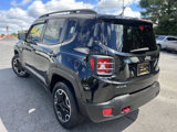 Used 2016 Jeep Renegade Trailhawk w/ Premium Trailhawk Package image 6