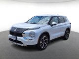 New 2025 Mitsubishi Outlander SE image 2