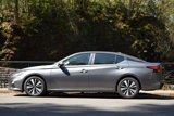 Used 2021 Nissan Altima 2.5 SV image 2