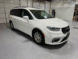 Used 2021 Chrysler Pacifica Touring-L image 3