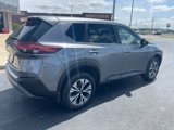 Used 2023 Nissan Rogue SV image 3