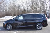 New 2025 Chrysler Pacifica Select w/ Uconnect Theater Family Group image 3