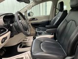 Certified 2023 Chrysler Pacifica Touring-L image 4