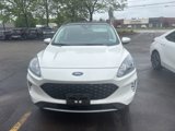 Used 2021 Ford Escape SEL image 2