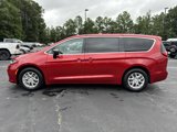 New 2026 Chrysler Pacifica Select image 4