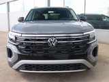 New 2025 Volkswagen Atlas Peak Edition SE image 2