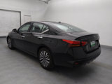 Used 2023 Nissan Altima 2.5 SV image 5
