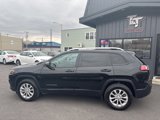 Used 2020 Jeep Cherokee Latitude image 2