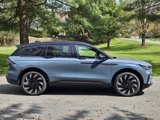 New 2025 Lincoln Nautilus Reserve image 2