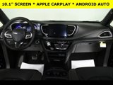 New 2025 Chrysler Pacifica Select image 5