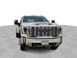New 2025 GMC Sierra 3500 Denali w/ Denali Reserve Package image 3