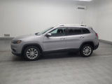 Used 2019 Jeep Cherokee Latitude w/ Cold Weather Group image 2
