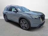 New 2025 Nissan Pathfinder Platinum image 2
