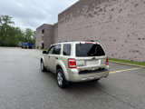 Used 2011 Ford Escape XLT image 4