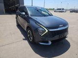 Used 2023 Kia Sportage LX image 3