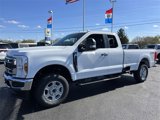New 2025 Ford F350 XLT image 3