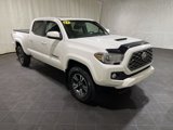 Used 2017 Toyota Tacoma TRD Off-Road image 3