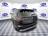 New 2025 Mitsubishi Outlander SE image 5