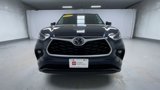 Certified 2022 Toyota Highlander LE image 3