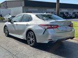 Used 2020 Toyota Camry SE image 3