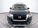 New 2025 Nissan Pathfinder Platinum image 3
