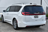 Used 2024 Chrysler Pacifica Pinnacle image 5