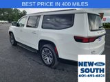 Used 2023 Jeep Wagoneer L Series II image 3