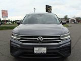 Used 2023 Volkswagen Tiguan SE image 2