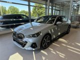 New 2026 BMW 550e xDrive image 3