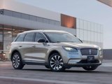 Used 2020 Lincoln Corsair Reserve w/ Rear Removable Package Tray image 3