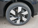Used 2025 Volvo XC60 T8 Plus w/ Climate Package image 4