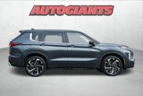 New 2025 Mitsubishi Outlander SE image 3