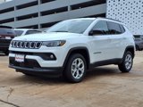 New 2025 Jeep Compass Latitude image 3