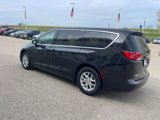 Used 2023 Chrysler Voyager LX image 4