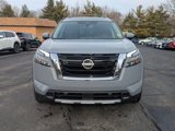 New 2025 Nissan Pathfinder Platinum image 5