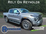 New 2025 GMC Canyon Denali image 1
